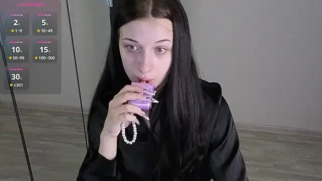 AlicePowells online show from 07/13/26, 11:13
