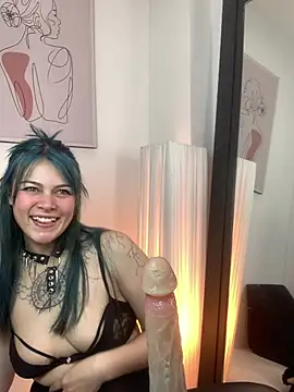 Adelaindiamond  online show from 07/04/26, 12:44