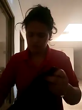 Snapshot of Nanyxcastillox chatting on 12/17/25, 04:02 Nanyxcastillox online show from 12/17/25, 04:02