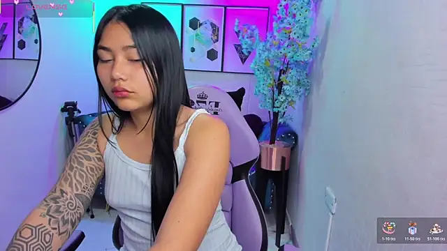 Carolina cherry online show from 06/12/26, 12:26