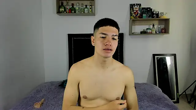 Nico Nocturne online show from 12/15/25, 07:40