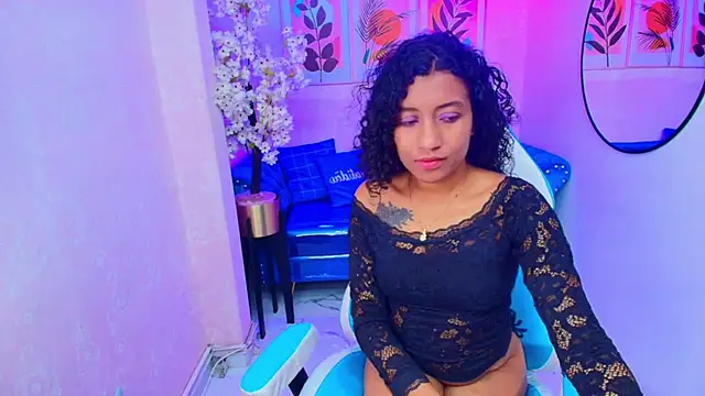 Nina willyams online show from 12/14/25, 03:34