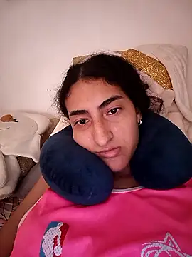 LindaRojas online show from 12/16/25, 07:41