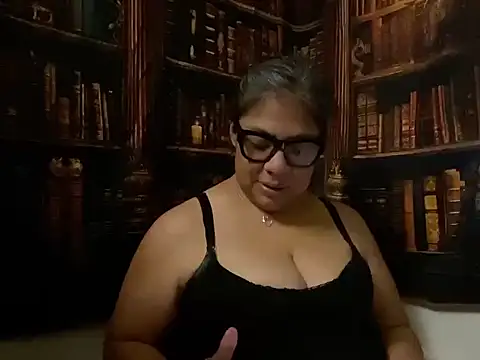 BettyWhispers online show from 07/03/26, 06:42