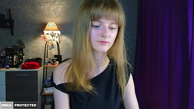 Snapshot of Miss_Alisa_ chatting on 07/05/26, 07:54 Miss Alisa online show from 07/05/26, 07:54