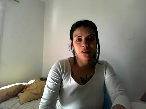 luluclark69 online show from 07/09/26, 04:44