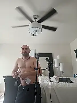 CumDumpPig83 online show from 03/21/26, 07:17