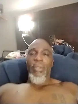 Snapshot of MRSTROKEIT7878 chatting on 12/13/25, 11:54 MRSTROKEIT7878 online show from 12/13/25, 11:54