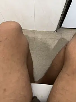 Snapshot of TheDarkDicknight chatting on 12/15/25, 04:55 TheDarkDicknight online show from 12/15/25, 04:55