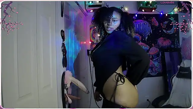 HonneyBunnyXO online show from 06/12/26, 09:14