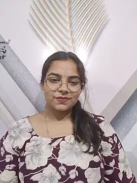 Himani 0122 online show from 07/07/26, 07:45
