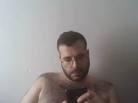 Snapshot of kkadam1 chatting on 04/22/26, 01:12 kkadam1 online show from 04/22/26, 01:12