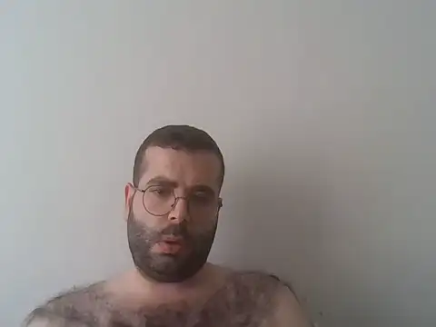 Snapshot of kkadam1 chatting on 06/02/26, 01:46 kkadam1 online show from 06/02/26, 01:46
