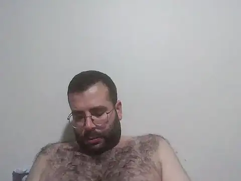 Snapshot of kkadam1 chatting on 06/04/26, 04:57 kkadam1 online show from 06/04/26, 04:57