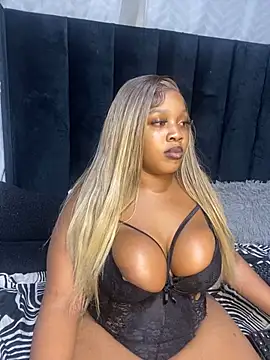 THICKBARBIE32 online show from 07/23/26, 02:42