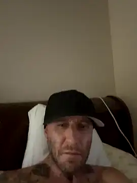 MILEHIGH711 online show from 12/17/25, 08:09