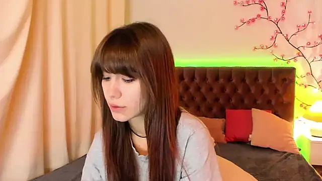 MilanaHotts online show from 07/03/26, 05:36