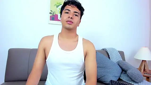 cherry blossom77 online show from 12/17/25, 02:12