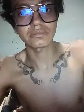 Snapshot of don_Juan007 chatting on 12/15/25, 03:00 don Juan007 online show from 12/15/25, 03:00