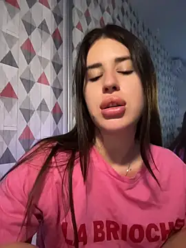 Snapshot of Lira_Fayeee chatting on 06/08/26, 01:28 Lira Fayeee online show from 06/08/26, 01:28