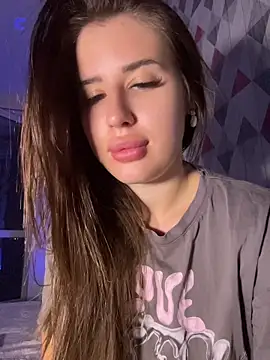 Lira Fayeee online show from 07/15/26, 07:08