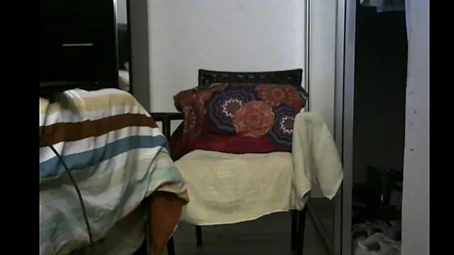 3LEGSSS online show from 06/22/26, 09:12