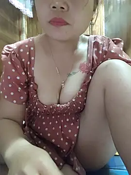 Snapshot of Miu_sexyy98 chatting on 04/22/26, 02:14 Miu sexyy98 online show from 04/22/26, 02:14