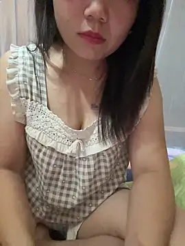 Snapshot of Miu_sexyy98 chatting on 05/06/26, 04:01 Miu sexyy98 online show from 05/06/26, 04:01