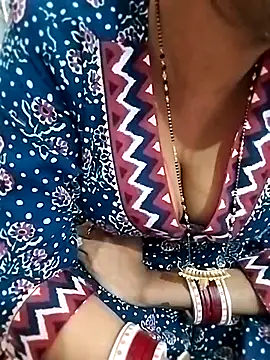 Snapshot of Dollybaby-sexy chatting on 12/15/25, 09:13 Dollybaby-sexy online show from 12/15/25, 09:13