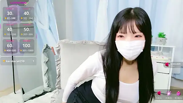 Snapshot of Miku_G chatting on 12/15/25, 11:03 Miku G online show from 12/15/25, 11:03