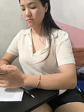 Sisilaydy 01 online show from 07/05/26, 04:19