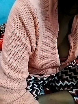 Snapshot of Soniya-shina chatting on 12/16/25, 03:44 Soniya-shina online show from 12/16/25, 03:44