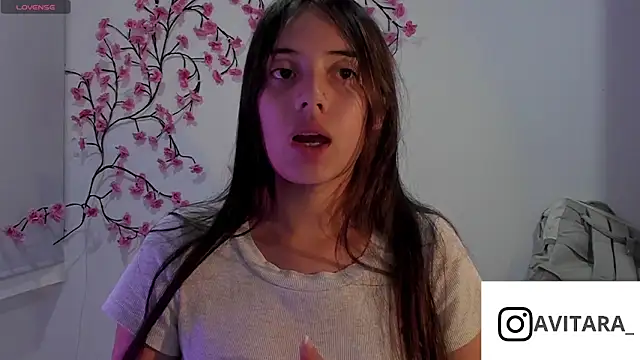 vanesita  online show from 06/10/26, 12:11
