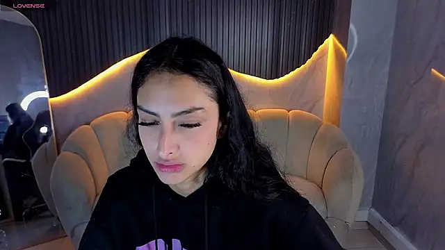 Tifany Tx online show from 07/26/26, 12:45