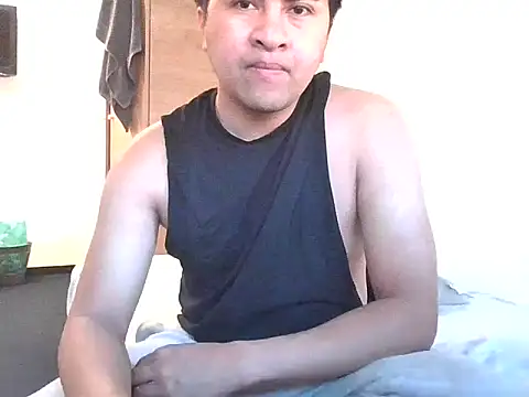 sweetpinoy2027 online show from 01/14/26, 01:06
