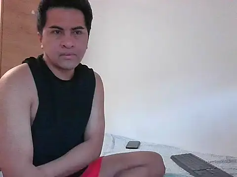 sweetpinoy2027 online show from 01/15/26, 01:37