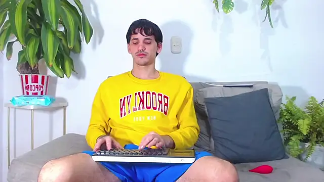 boy Dirty X online show from 06/07/26, 05:33