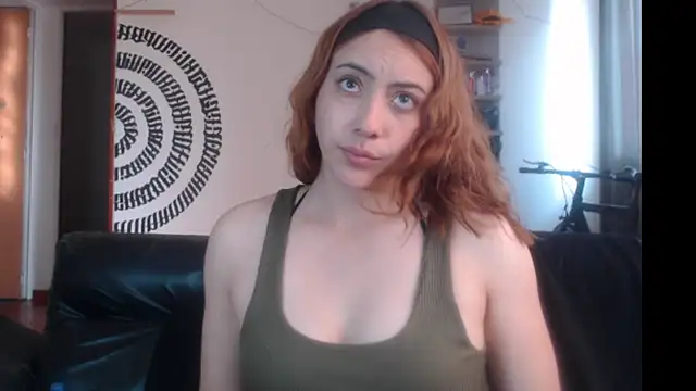 Snapshot of BeautyYoungblond chatting on 03/02/26, 01:07 BeautyYoungblond online show from 03/02/26, 01:07