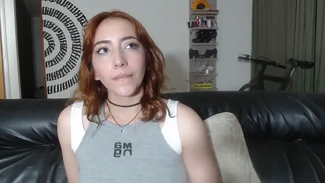 Snapshot of BeautyYoungblond chatting on 03/29/26, 11:38 BeautyYoungblond online show from 03/29/26, 11:38
