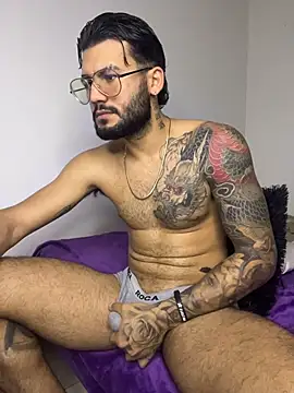 thedragonboyxxx online show from 02/01/26, 04:22