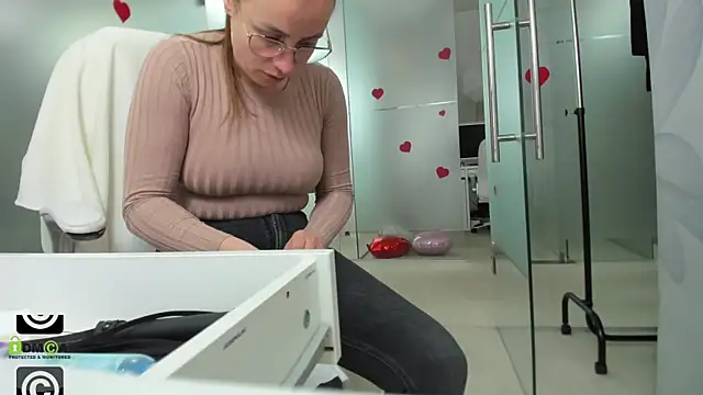 missdominna online show from 05/07/26, 02:50