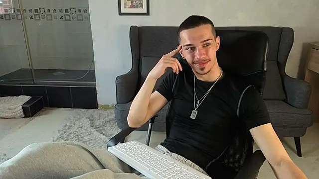 KaydenDrew online show from 06/23/26, 04:21