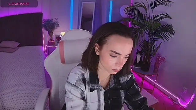 Snapshot of Dayana_Foxy chatting on 12/16/25, 11:48 Dayana Foxy online show from 12/16/25, 11:48