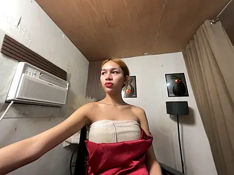 CelinaWintour online show from 06/09/26, 01:56