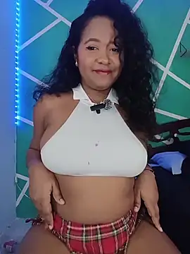 Snapshot of sweet-liliith chatting on 01/18/26, 02:21 sweet-liliith online show from 01/18/26, 02:21