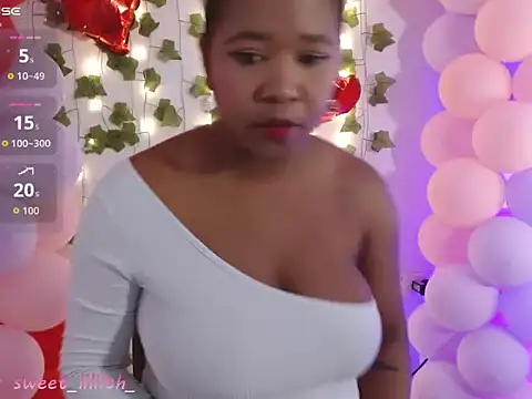 Snapshot of sweet-liliith chatting on 02/13/26, 01:29 sweet-liliith online show from 02/13/26, 01:29