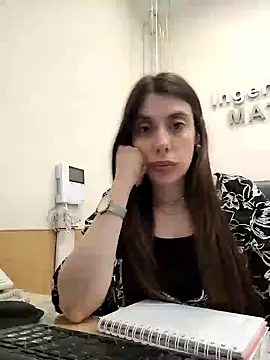 femdompersefone online show from 12/18/25, 12:33