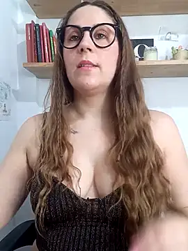SofiEsteves online show from 05/20/26, 02:01