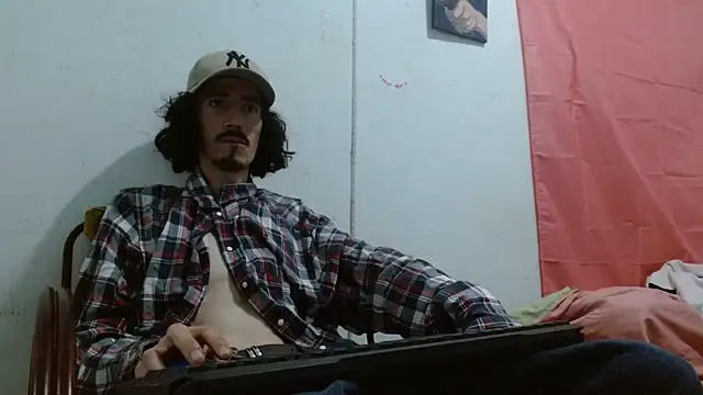 sk8-boy online show from 06/13/26, 04:49