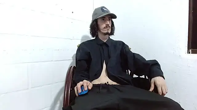 sk8-boy online show from 06/18/26, 10:25